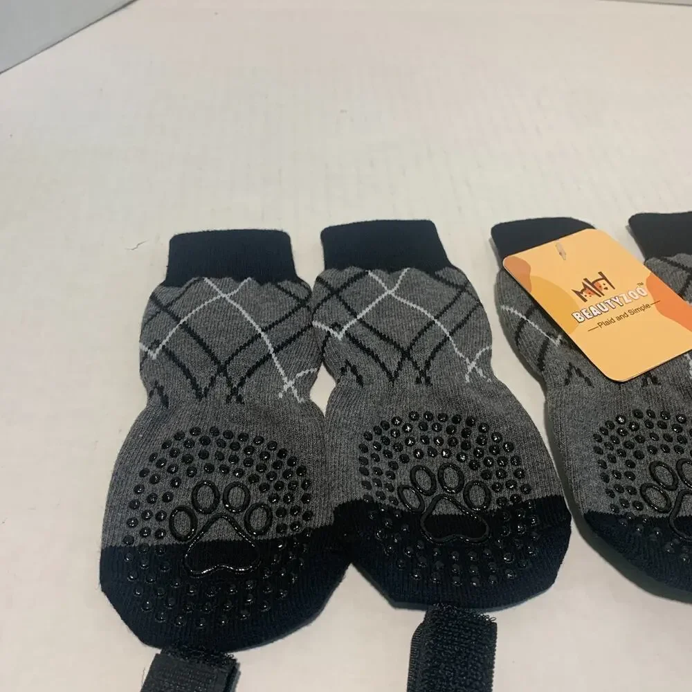 BEAUTYZOO Lot Of 3 Anti-Slip Dog Socks With Grips Traction Control